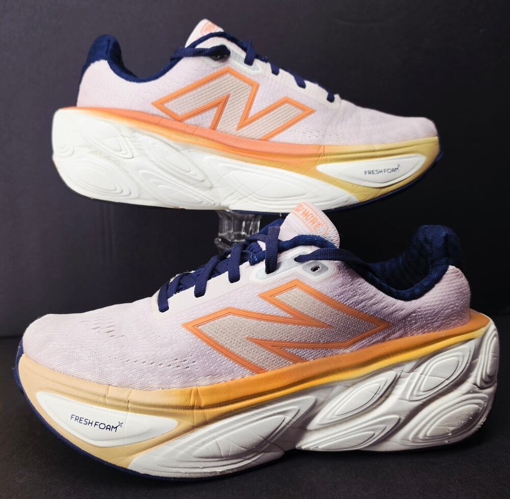 New Balance Women 9 Comfy footwear